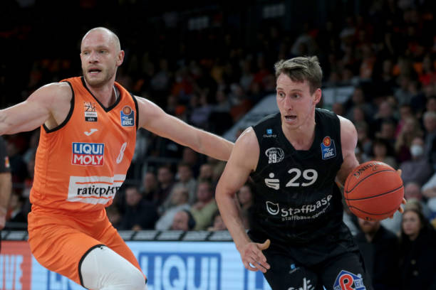 的双重压力 的双重压力